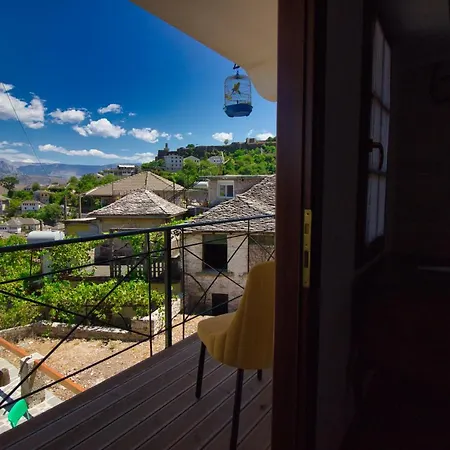 Vila 112 Hotel Gjirokastër